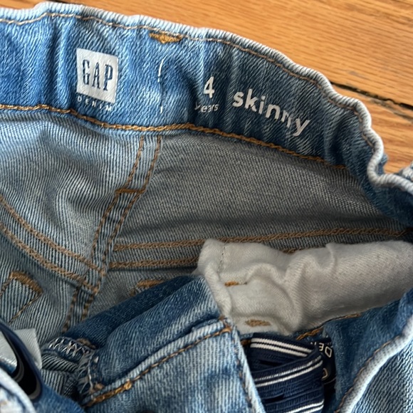 6 pieces bundle deal fresh kid 3-4t top brands etc - Picture 6 of 8